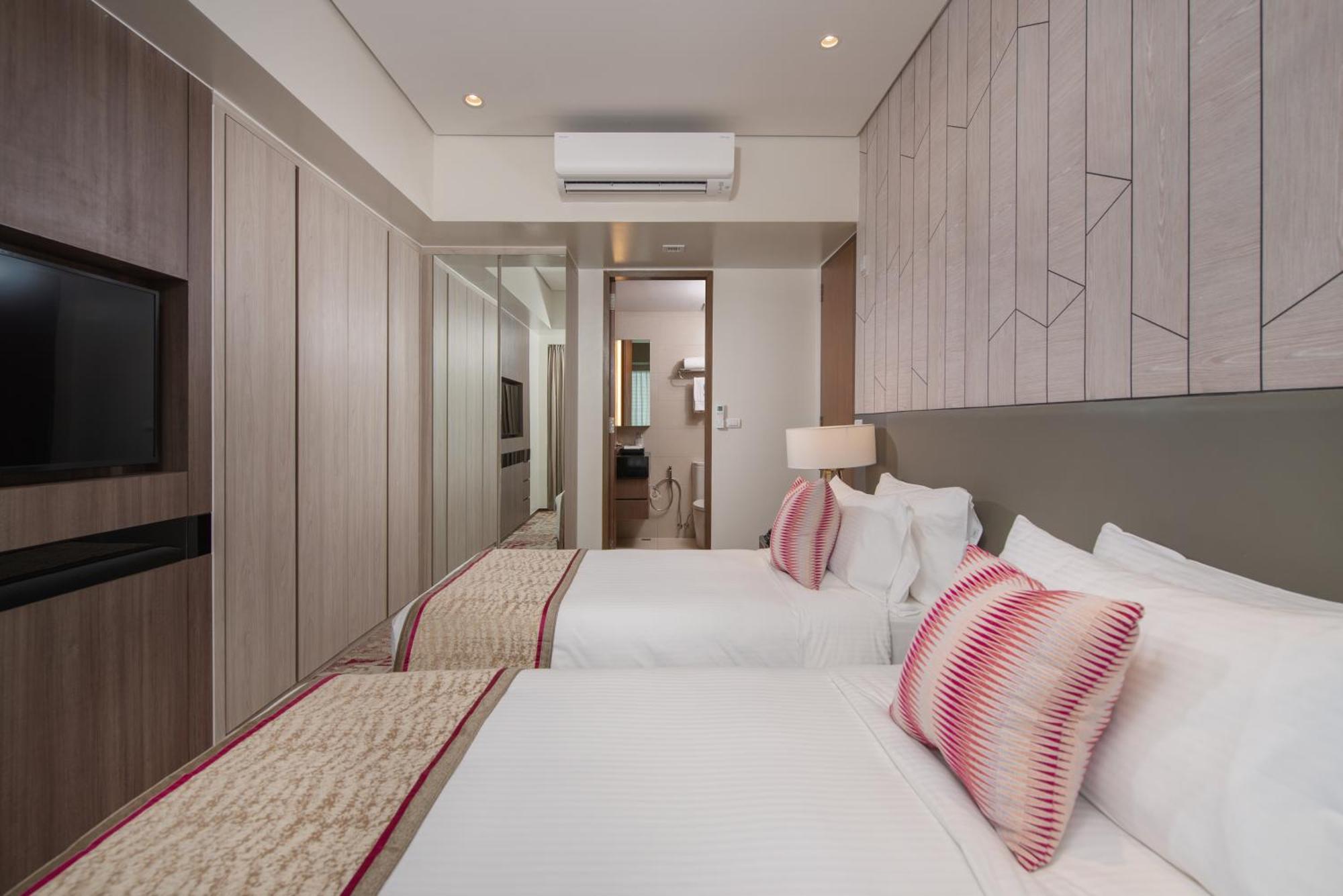 Somerset Salcedo Makati Hotel 4*